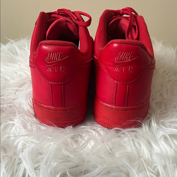Men's Red Sneakers Nike Air Force 1 Low Tripple Red. Size 12. - Picture 4 of 7